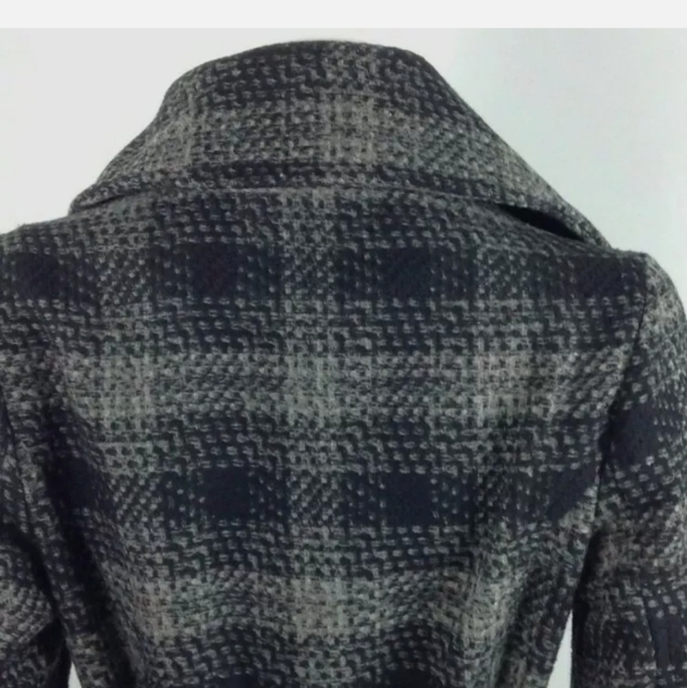 Jacket - Picture 7 of 8